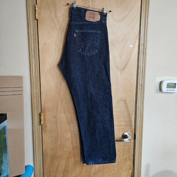 Levis 501 Straight Leg Button Fly Jeans 42x30 (38x30) - Picture 9 of 9